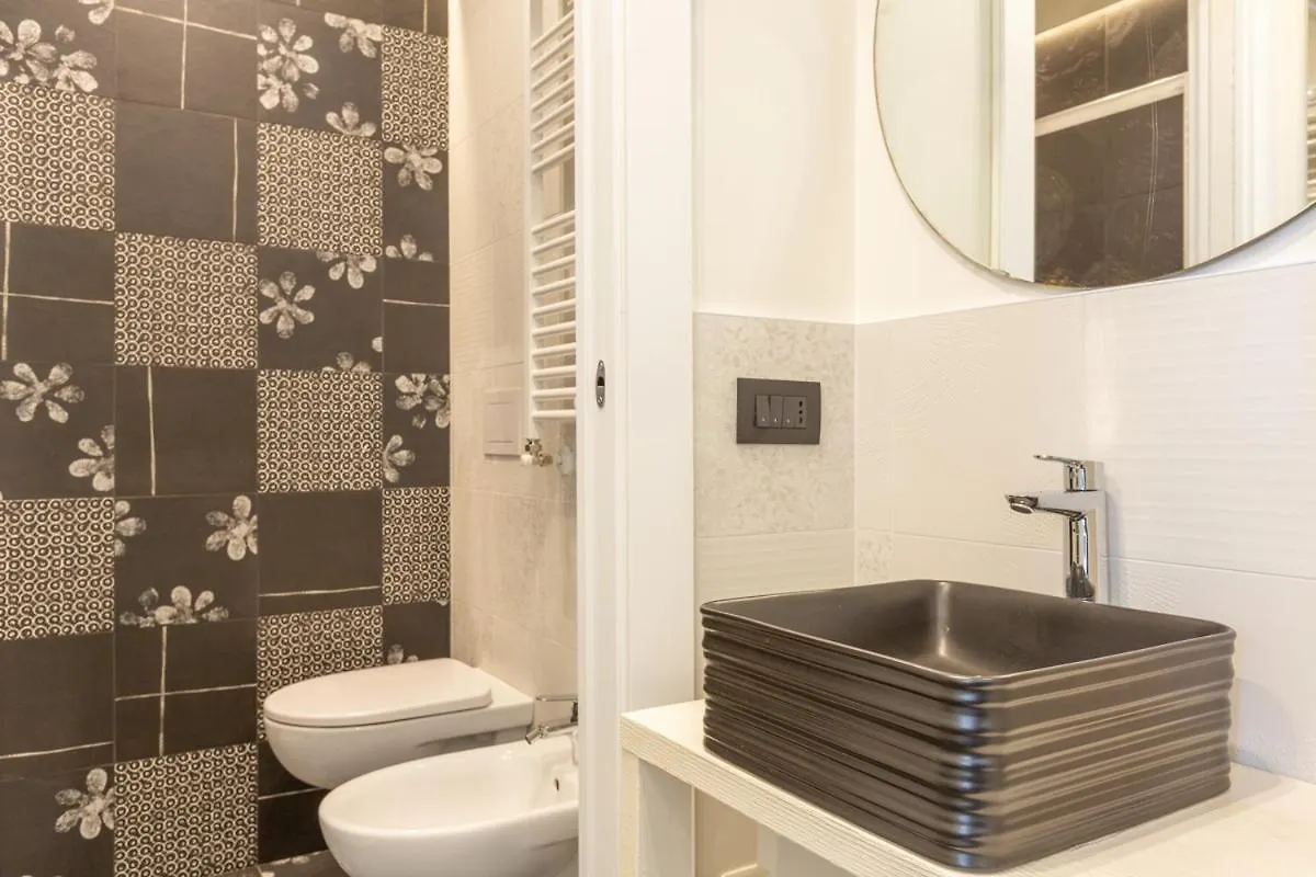 1Fo6 Navigli-Duomo Luxury Apartment Milan