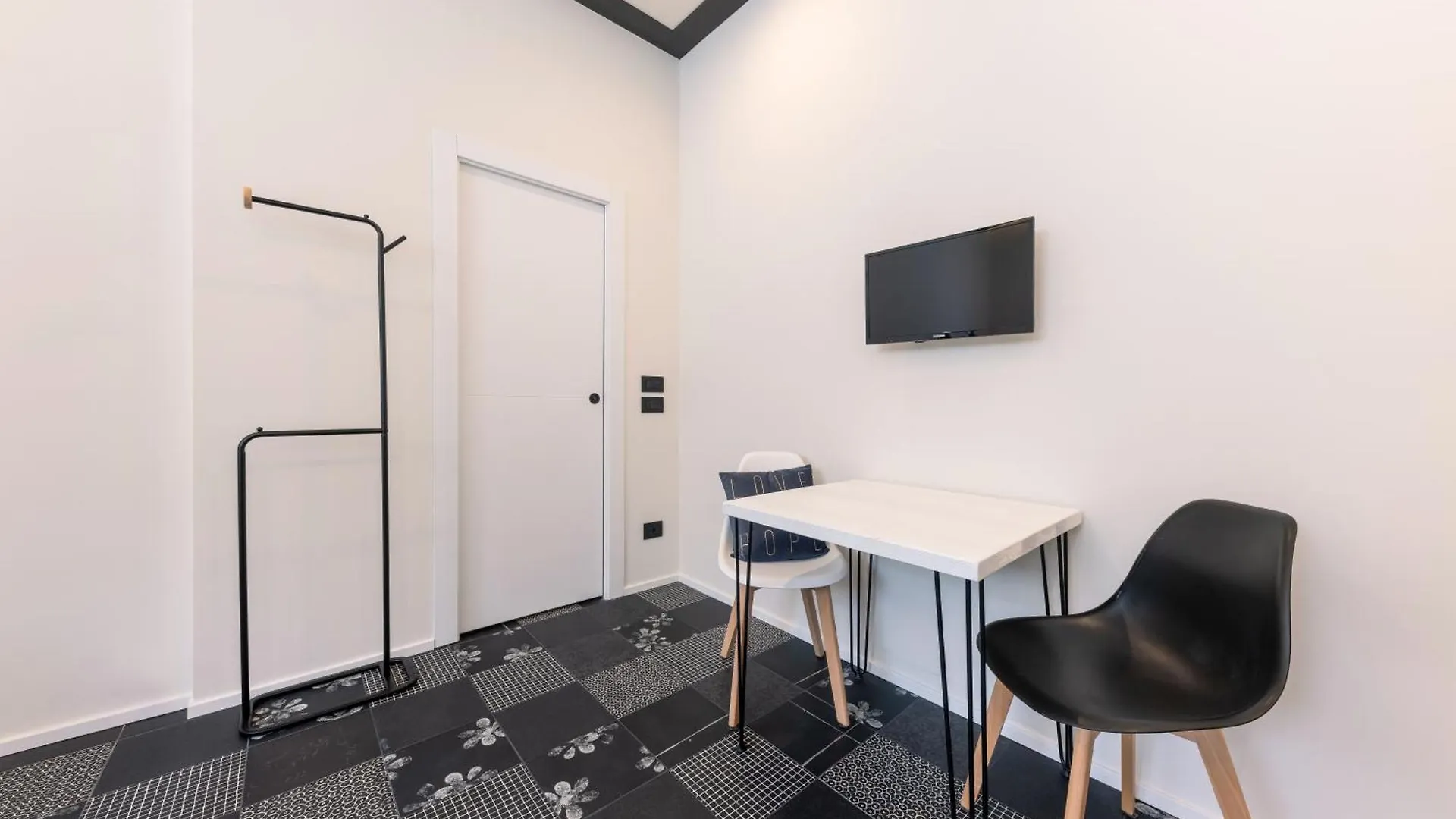 1Fo6 Navigli-Duomo Luxury Apartment Milán 0*,